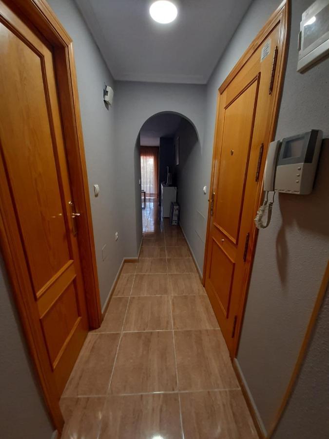Torrevieja-Lugomarアパートメント エクステリア 写真